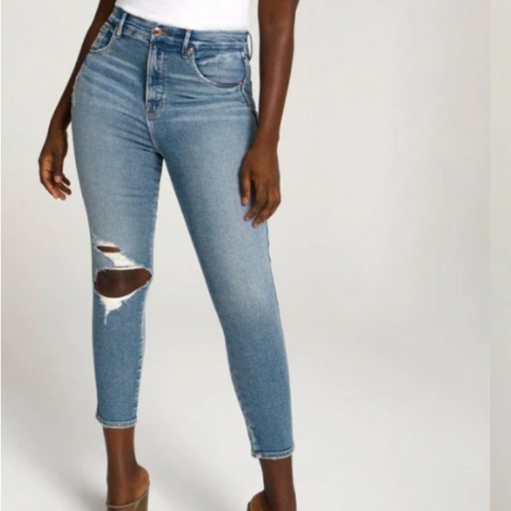 Good American Blue Cropped Ankle Jeans